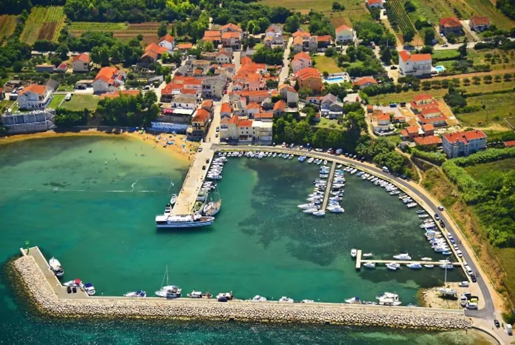Villa Mattina, With Heated Pool And Jacuzzi Privlaka  Croatia