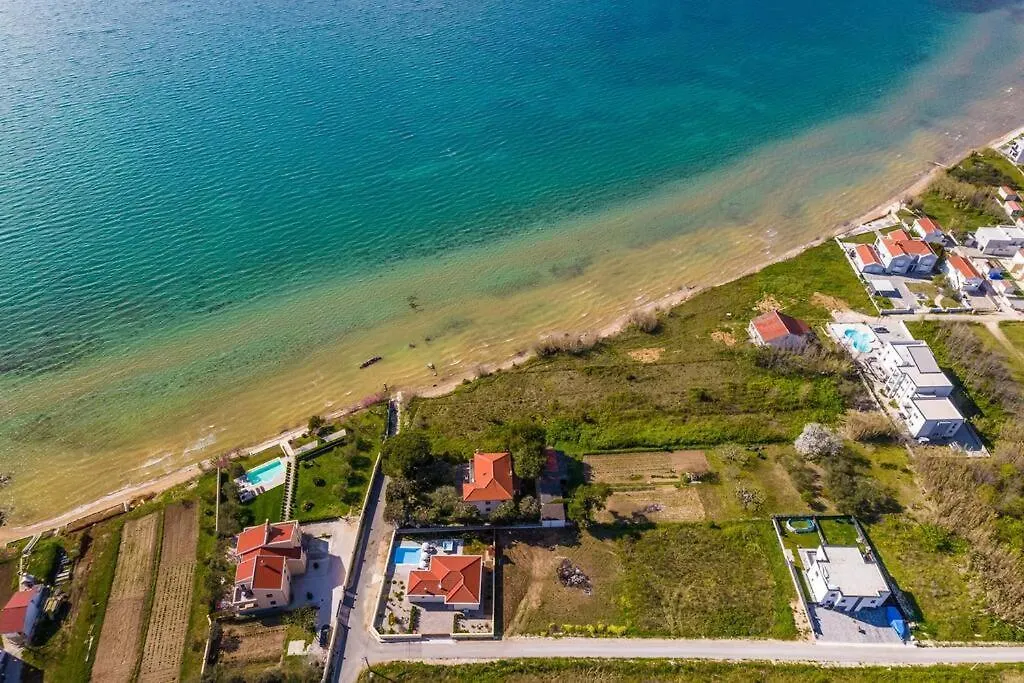 Villa Mattina, With Heated Pool And Jacuzzi Privlaka