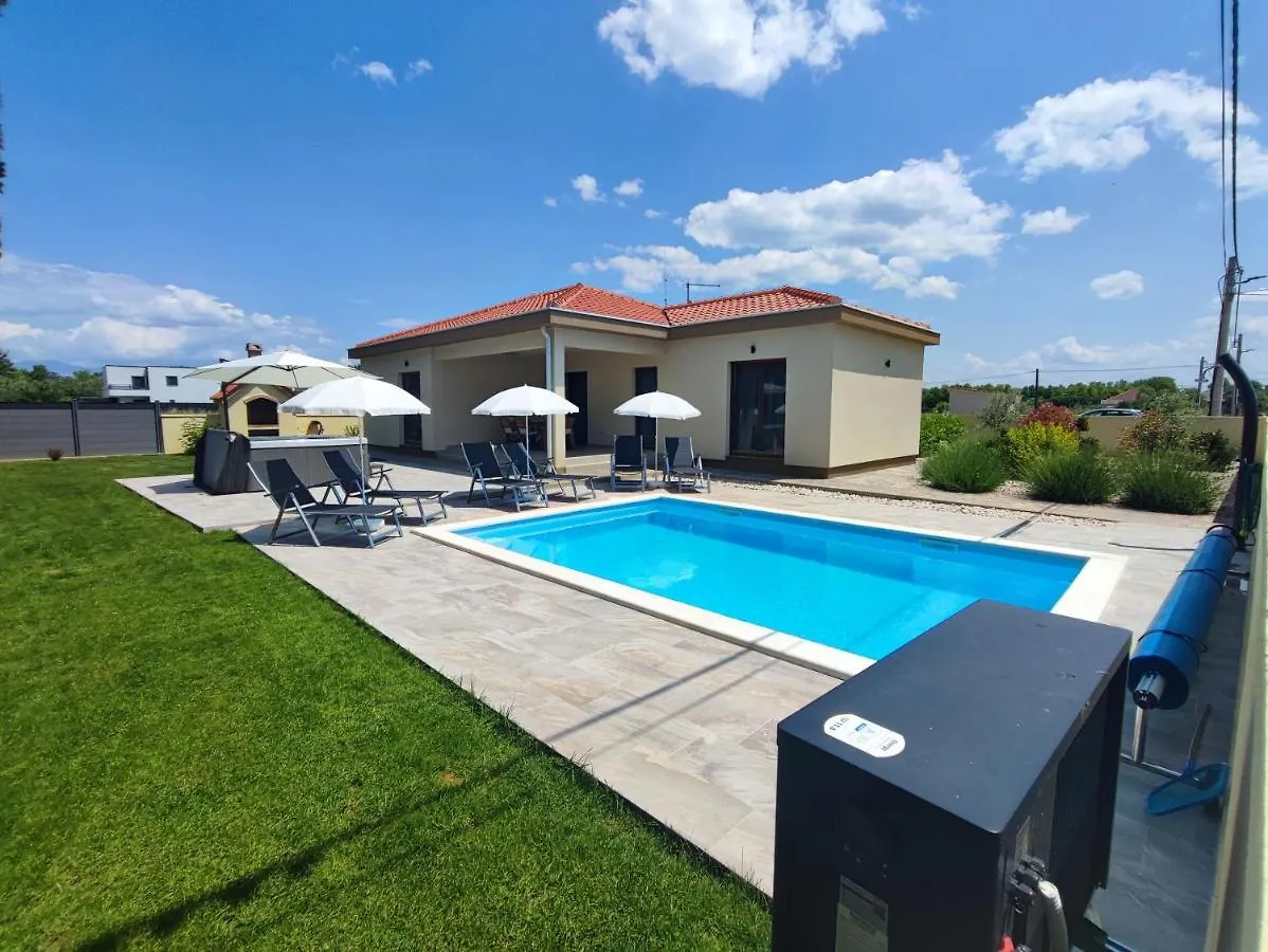 Villa Mattina, With Heated Pool And Jacuzzi Privlaka