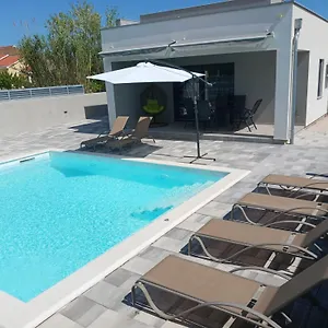  Ferienhaus Holiday House Sara With Heated Pool